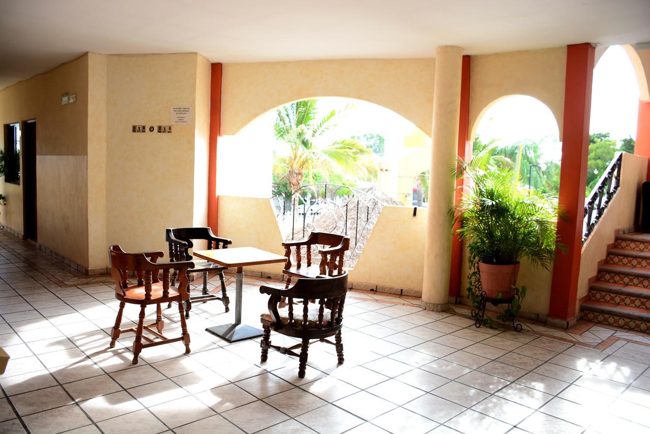 Hotel Las Fuentes Los Mochis Esterno foto